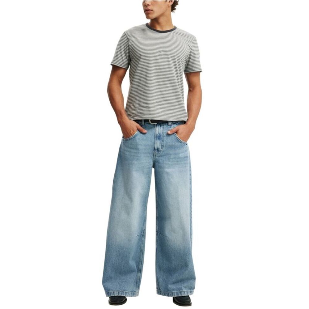 Cotton On Mens Super Wide Leg Relaxed Jeans, NWT